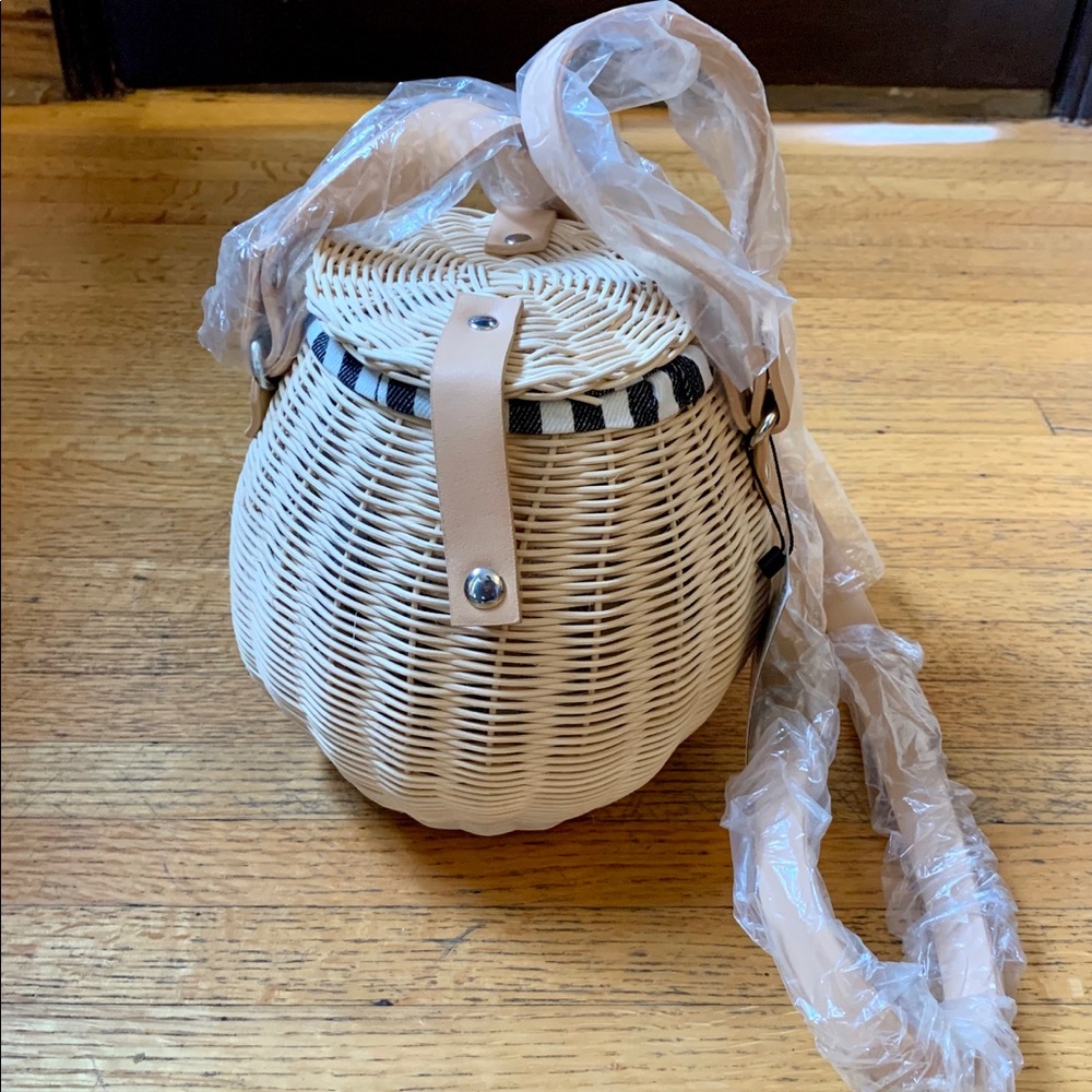 Summer picnic purse.